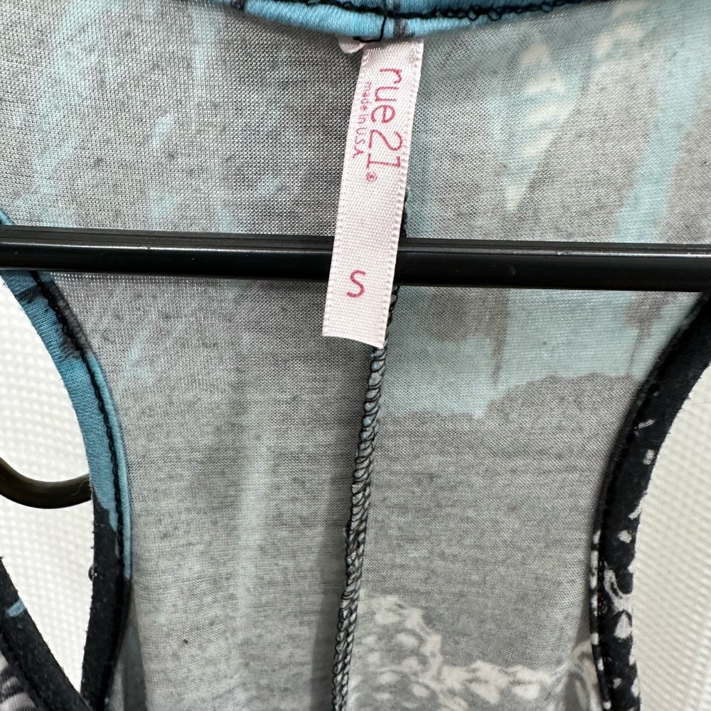Tank Top - Picture 3 of 3